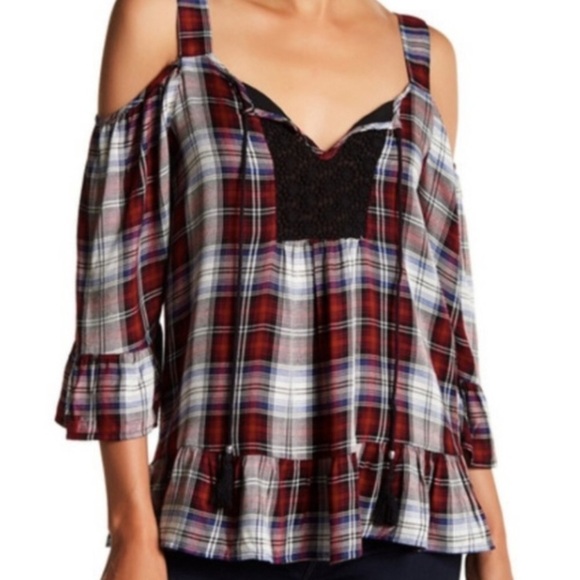 DR2 By Daniel Rainn Cold Shoulder Plaid Top - Picture 1 of 8